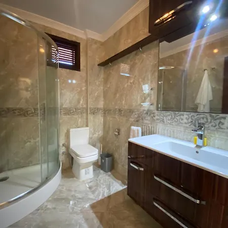 Vardarli Konaklari Сasa de vacaciones *